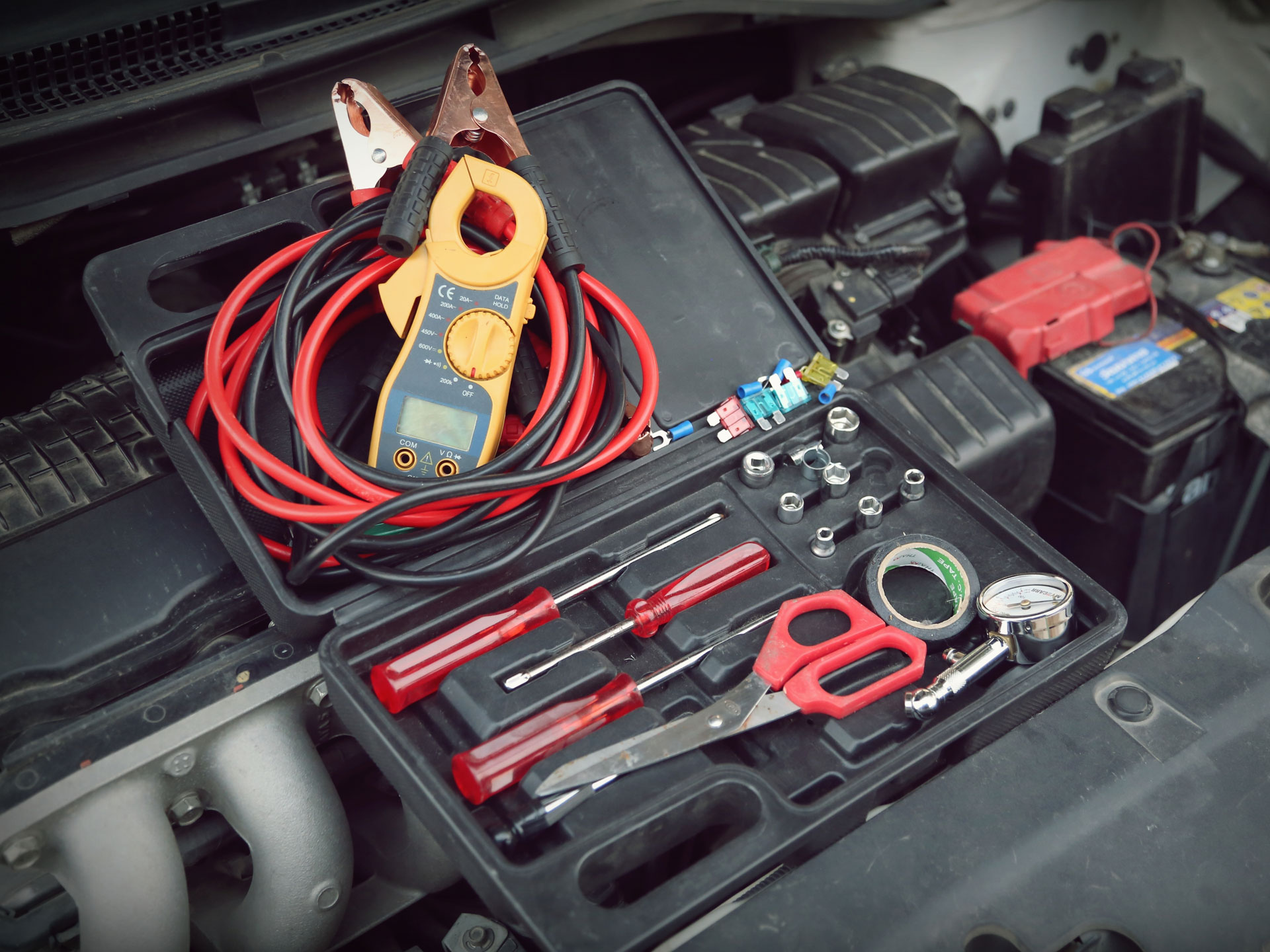boîte à outils pour multimètre